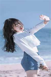 声音像一条弹性的带子由小腹拉出